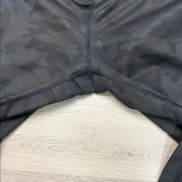 Lululemon Run: Inspire Crop II *All Luxtreme Savasana Camo 20cm Black Sz 6! - Picture 6 of 11